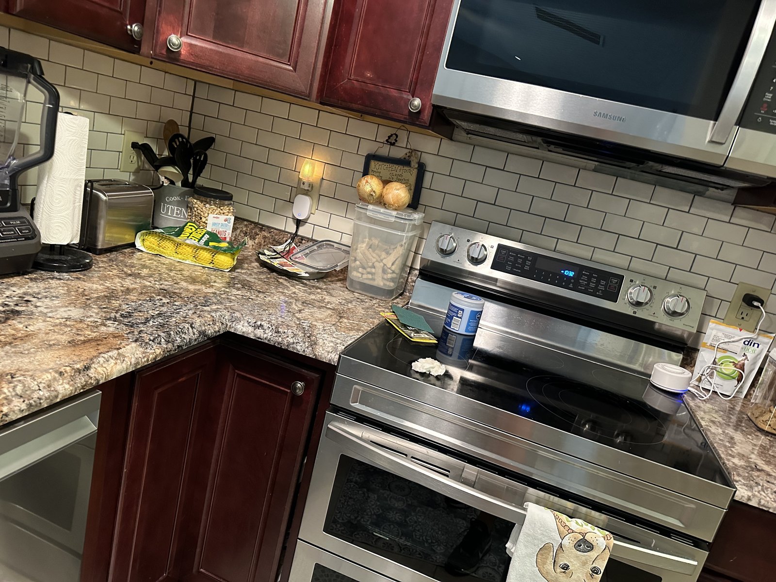 Before - Kitchen Deep Clean
