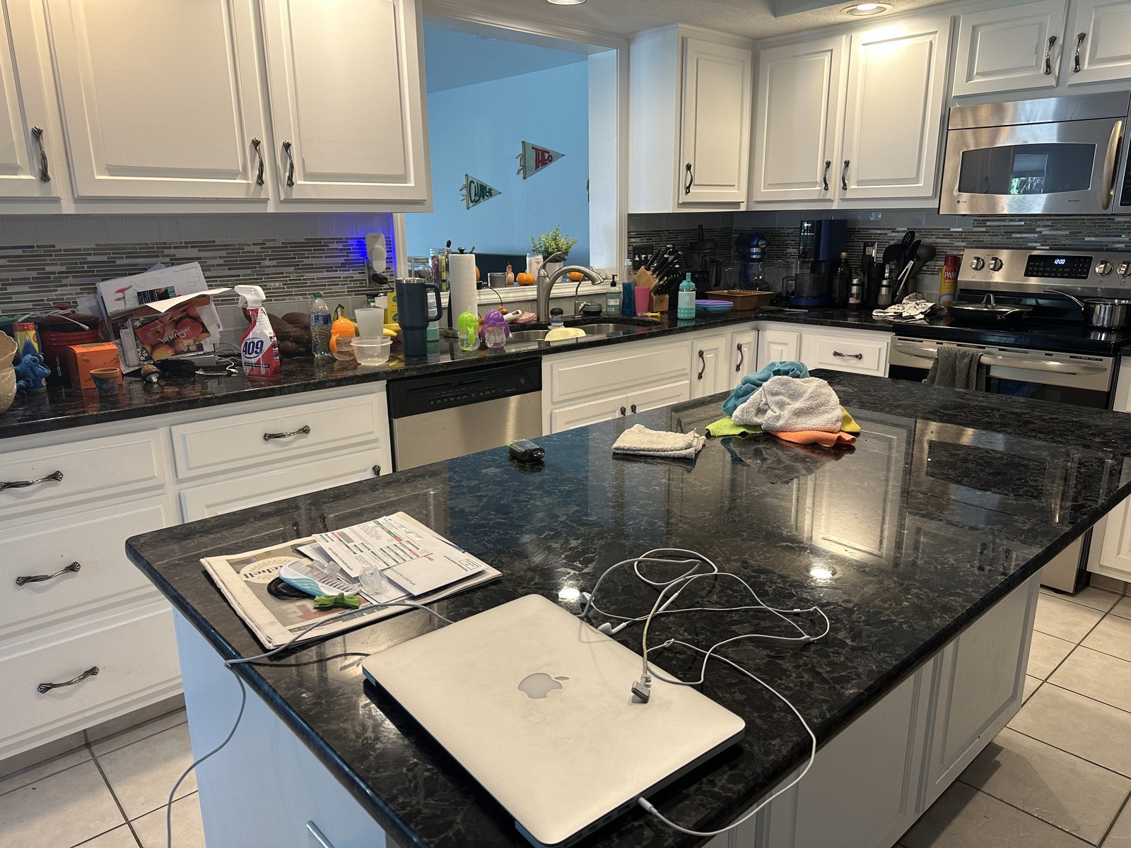 Before - Kitchen Counters